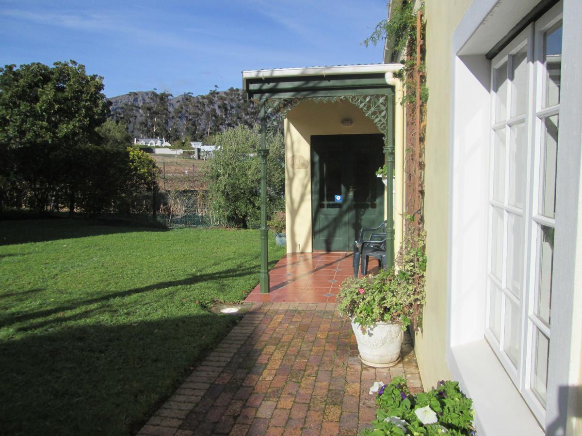 פרנצ'הוק Villa-Roux Garden Cottage מראה חיצוני תמונה