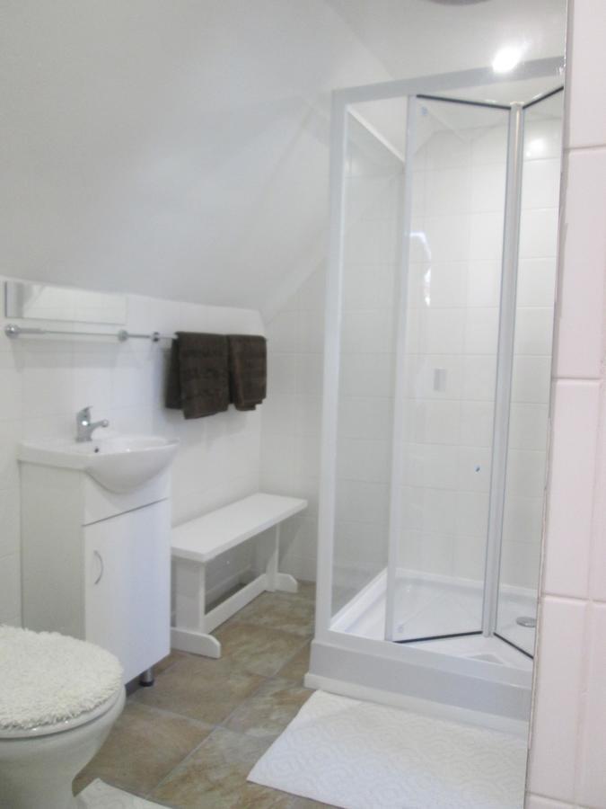פרנצ'הוק Villa-Roux Garden Cottage מראה חיצוני תמונה