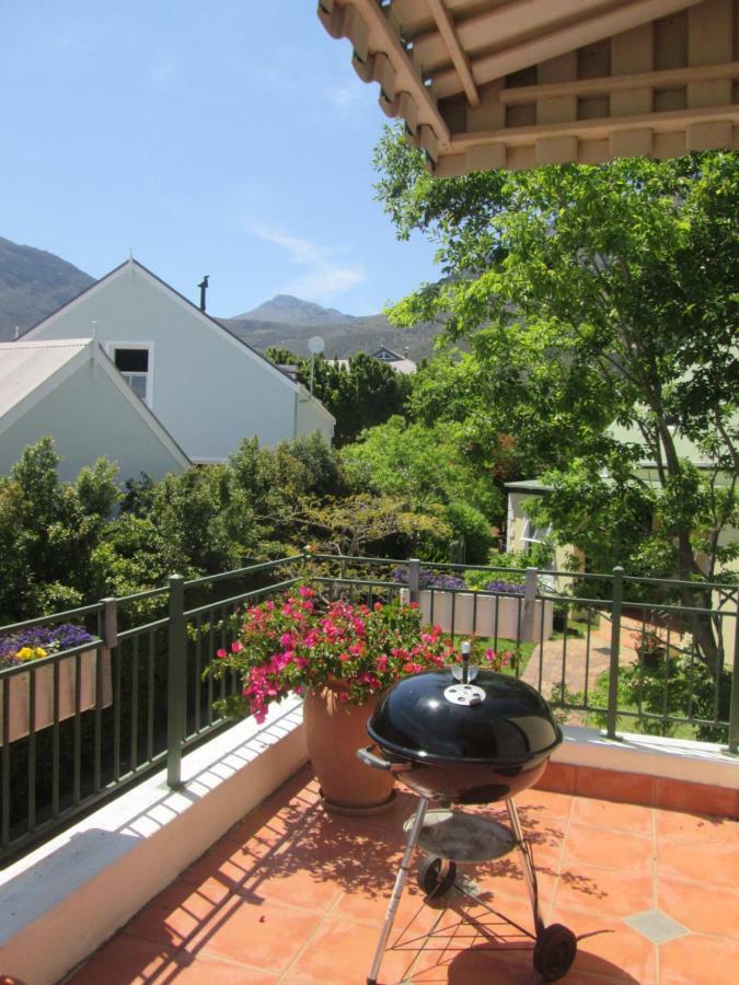 פרנצ'הוק Villa-Roux Garden Cottage מראה חיצוני תמונה