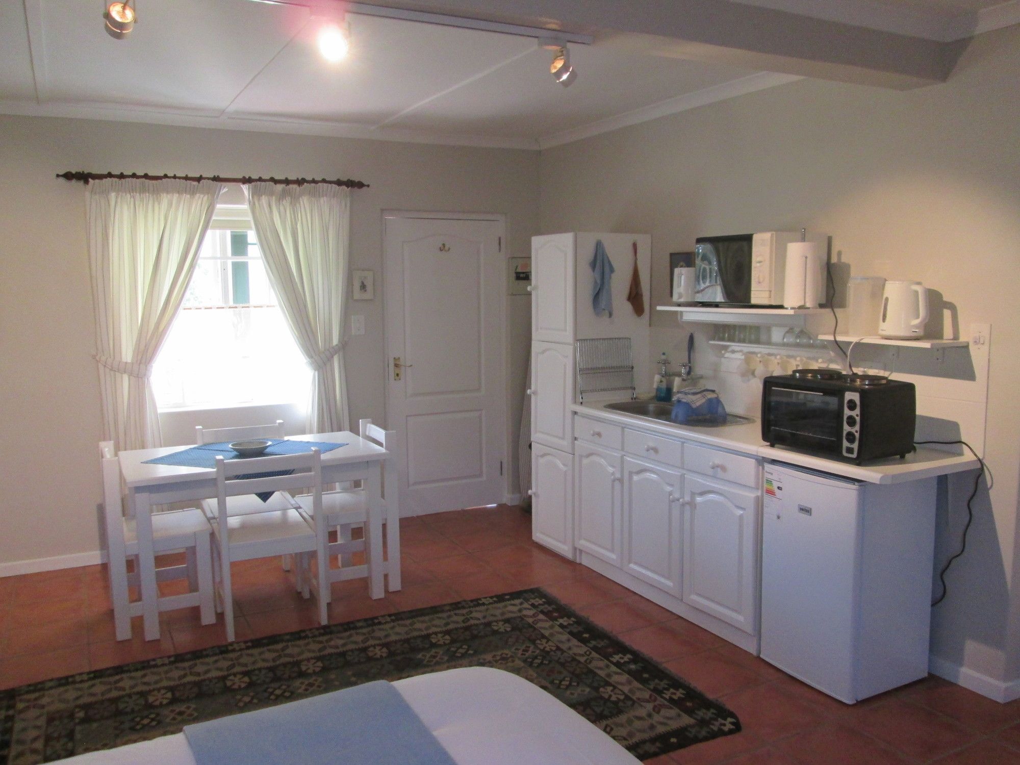 פרנצ'הוק Villa-Roux Garden Cottage מראה חיצוני תמונה